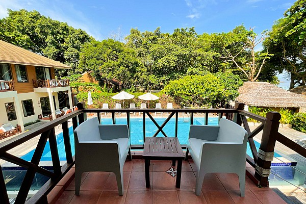 Poolside Room